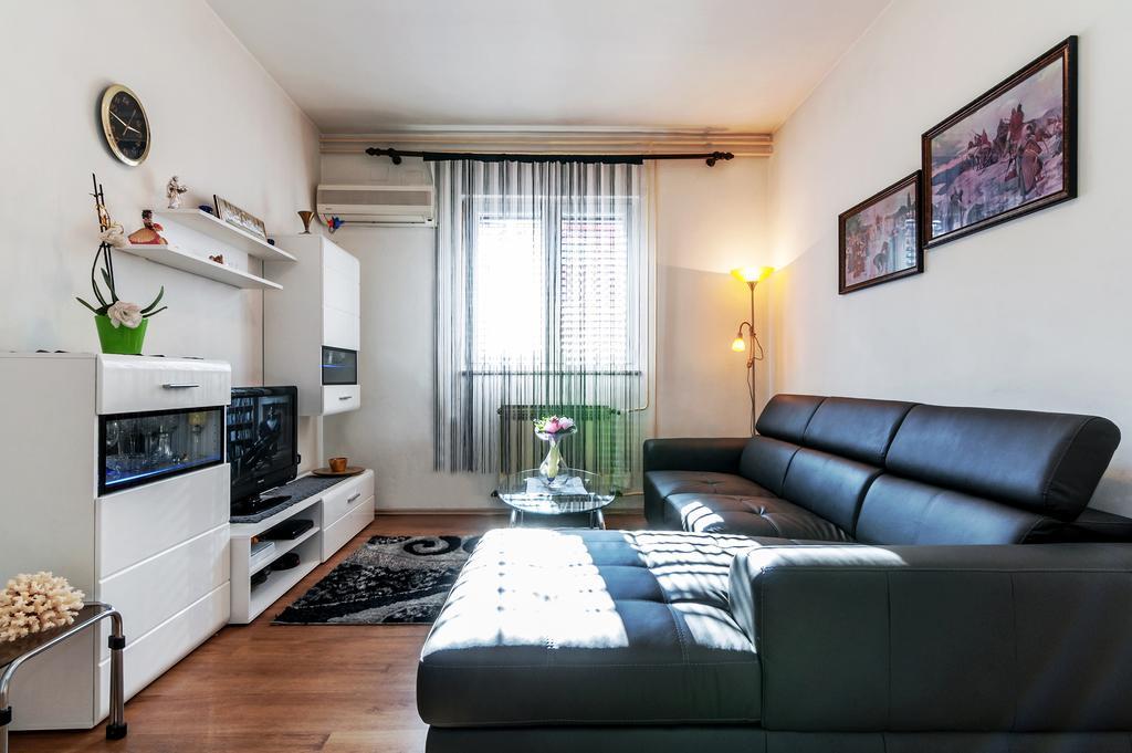 Apartment Zara ภายนอก รูปภาพ