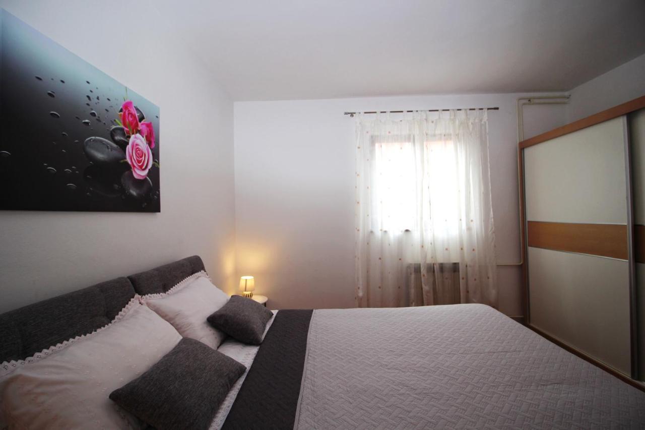 Apartment Zara ภายนอก รูปภาพ